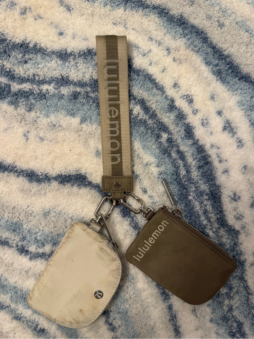 Lululemon keychain duo